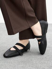 CUCCOO BIZCHIC CUCCOO 女式方头黑色亮片平底玛丽珍鞋，朋克风格秋季一脚蹬平底鞋 - 黑色 - 查看 3