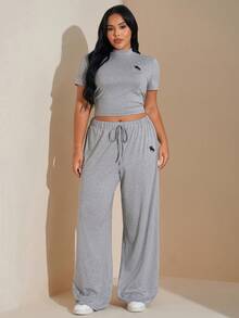 SHEIN Tall CURVE 2pcs Plus Size Women Grey Embroidered Logo Casual Set, Spring/Summer, Sweatpants Set,CasualSummer Outfits For Women,Club Outfits Women,Beach Vacation Outfits,Two Pieces Set Women 2 Pieces Lounge Sets Woman Wide Leg Sweatpants - Grey - View 3