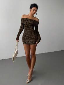 Aloruh 女士休闲优雅露肩修身露背长袖迷你连衣裙，性感豹纹印花 - 彩色 - 查看 4