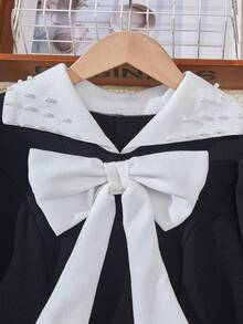 青少年女孩休闲学院风拼色领仿珍珠装饰大蝴蝶结修身连衣裙，春秋季 - 黑與白 - 查看 3