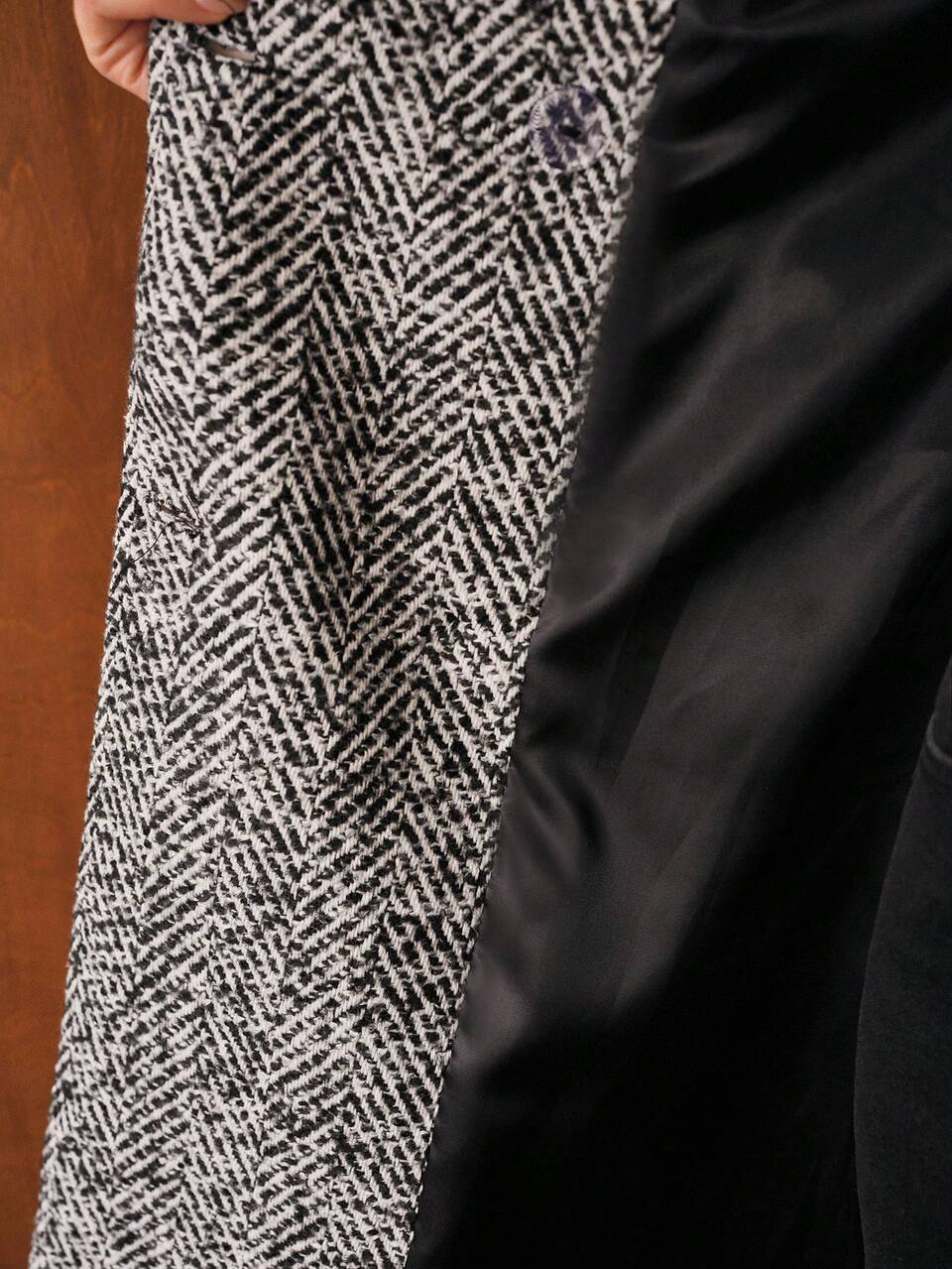 CONTRAST HERRINGBONE DOUBLE BREASTED OVERCOAT