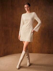 MOTF PREMIUM 船领蕾丝喇叭袖短款连衣裙