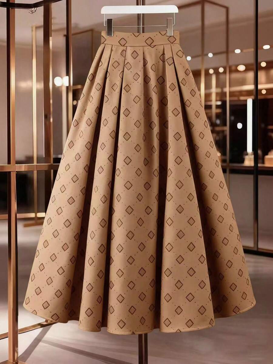 GlowEve 菱形图案褶裥优雅半身裙 - 彩色 - 查看 1
