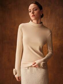 MOTF PREMIUM 高领百搭日常时尚简约打底衫，3D立体花卉袖子，修身剪裁，弹力面料，女士长袖T恤，可内搭外穿 - 杏色 - 查看 5