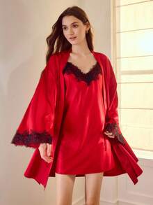 MOTF PREMIUM Set pijama elegant pentru femei, cu dantela în blocuri de culoare, legături în talie și halat de baie - roșu - Vizualizare 5