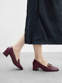 CUCCOO BIZCHIC Women's Classic Black Patent Leather T-Strap Low Heel Pumps For Christmas - Burgundy - View 4