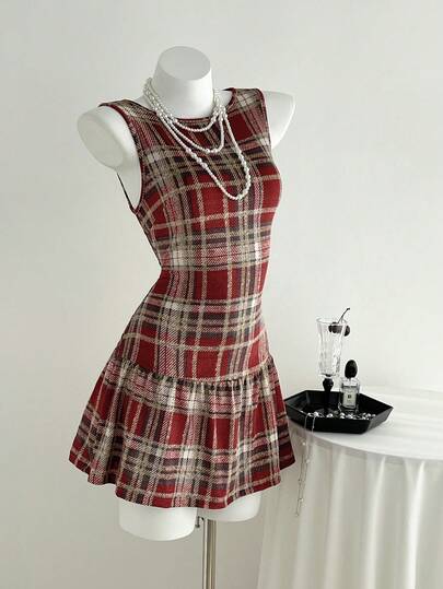 Elamini 复古学院风拉绒格子迷你连衣裙