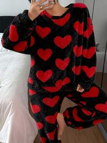 SHEIN 女士可爱爱心图案加厚绒毛睡衣套装，长袖上衣和裤子，红黑配色，秋冬爱心印花绒毛睡衣套装，可爱家居服，舒适保暖爱心绒毛睡衣套装 - 彩色 - 查看 6