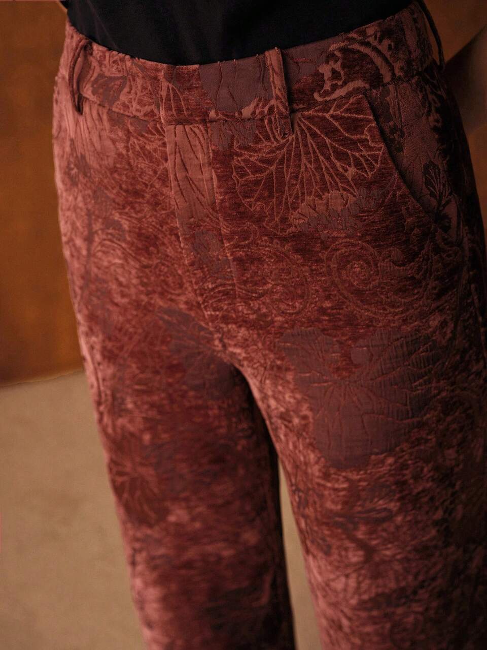 WOMEN'S ELEGANT FLORAL JACQUARD STRAIGHT LEG PANTS