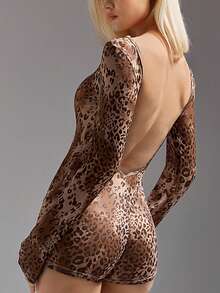SHEIN ICON Bộ đồ liền thân dài tay hở lưng họa tiết da báo gợi cảm dành cho nữ - Nhiều màu - Xem 1