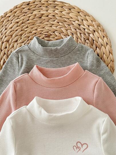 SHEIN Baby Girls Buy Two Get One Free! 3 Packs L Sports Casual Knitted Turtleneck Bodysuit With Heart Pattern. Suitable For Birthday Parties, Evening Parties, Performances, Weddings, Baptisms, Opening Ceremonies. Suitable For Daily Wear, Suitable For School, Suitable For Travel, Suitable For Autumn And Winter.