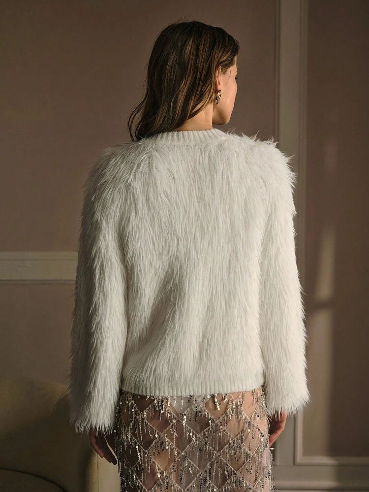 FUZZY PULLOVER SWEATER