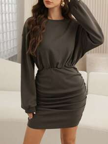 Modelyn Sweet & Spicy Vibe Long Sleeve Bodycon Mini Skirt, Autumn/Winter - Army Green - View 4