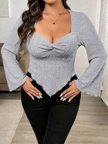 Vionelle Áo thun tay Raglan cổ tim màu trơn cỡ lớn, viền bất đối xứng, họa tiết xoắn gân - Màu Xám nhạt - Xem 6