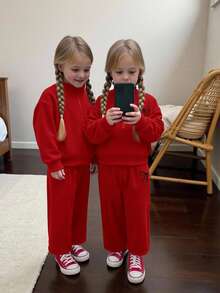 SHEIN 2 件套女婴羊毛衫和裤子套装，刺绣字母设计，适合户外和室内穿着的休闲装，秋冬 - 紅色 - 查看 2