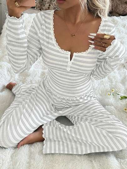 ZzzCrew Kanten Square Collar Button Gestreepte Print Long Sleeve Curve Pyjama Set Fall Clothes