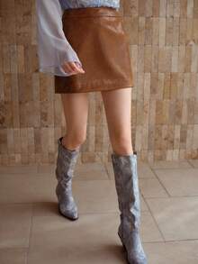 MOTF PREMIUM Falda sólida de piel sintética sin cinturón - Caqui - Ver 5