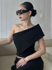 DAZY Áo thun trơn màu trơn vai chéo thường ngày mùa hè dành cho nữ - màu đen - Xem 1