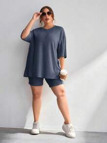 SHEIN Essnce Plus Size Simple Solid Color Short Sleeve Top And Shorts 2 Pieces Set - Royal Blue - View 4
