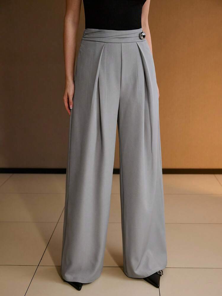 BUTTON DECOR FOLD PLEATED WAIST GRAY PANTS