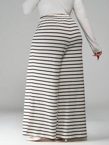 SHEIN PETITE CURVE Plus Size Women's Front Tie Striped Minimalist Casual Pants, Everyday Wear - Black and White - View 2