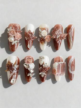 Anime 10 pezzi Unghie finte di alta qualità con elementi floreali 3D stile giapponese dipinti a mano + 3 fogli di adesivi biadesivi, Adesivi per unghie riutilizzabili con strass a farfalla dipinti a mano, adatti per festival, feste, balli e uso quotidiano