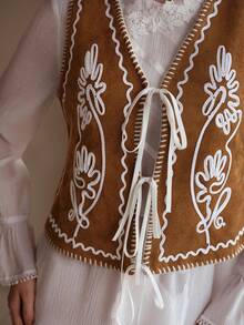 MOTF PREMIUM WOMEN'S RETRO EMBROIDERED SLEEVELESS VEST - Brown - View 2