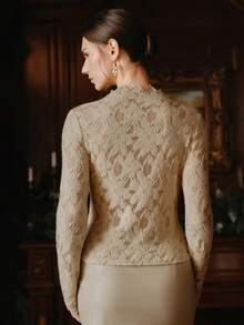 Anewsta 1件女士优雅纯色长袖镂空弹力T恤 - 杏色 - 查看 2