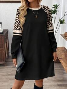 EMERY ROSE 女士复古豹纹条纹印花时尚圆领长袖休闲短裙，优雅经典，适合秋冬季节，约会、聚会、通勤皆宜。 - 白色 - 查看 3