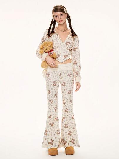 Kawaii Women's Cute Bear & Ditsy Floral Lace Patchwork Sweatshirt And Pants 2 Pieces Set