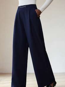 Aveloria Modichic Granatowe, elastyczne, luźne, modne spodnie z szerokimi nogawkami i ozdobnym łańcuchem - Granatowy - Zobacz 1