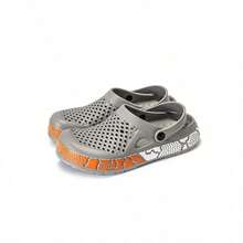 Sandalias tipo zueco unisex transpirables  tipo clog, con gran sensación de ajuste. Suela gruesa, reforzada y antideslizante, diseño de punta redonda y huecos, antibacterianas y cómodas. Perfectas para el hogar, actividades al aire libre, fiestas y playa. - Gris - Ver 9