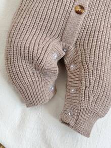 Loomiva Newborn Baby Boy/Girl Letter Pattern Knit Soft Round Neck Long Sleeve Jumpsuit - Multicolor - View 6