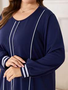 SHEIN Lacomfia 大码女式圆领罗纹袖口和下摆抽绳腰身宽松直筒针织简约长袖连衣裙 - 藏蓝色 - 查看 4