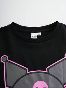 HELLO KITTY AND FRIENDS | SHEIN 2 件套青少年女孩可爱卡通印花圆领落肩长袖运动衫和蝴蝶结装饰裤休闲装，黑色 - 黑色 - 查看 3