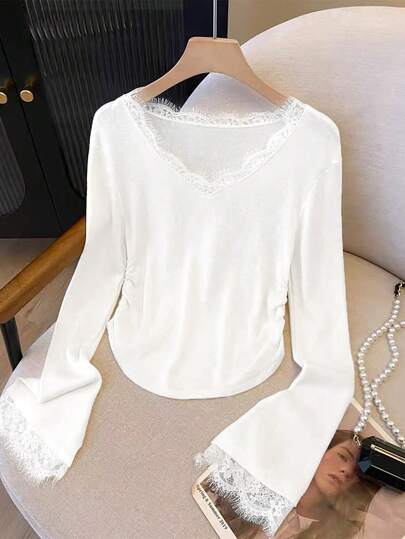 GlowEve Women's Solid Color Contrast Lace V-Neck Long Sleeve Elegant T-Shirt