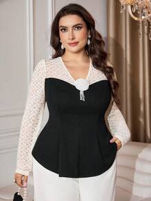 Modelyn 针织撞色蕾丝长袖V领上衣，3D立体花卉装饰收腰大码衬衫 - 黑色 - 查看 5