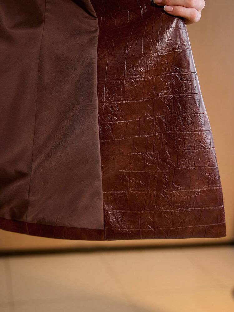 CROCODILE PATTERN SOLID COLOR TEXTURED FAUX LEATHER DOUBLE-BREASTED LOOSE FIT LONG SLEEVE BLAZER