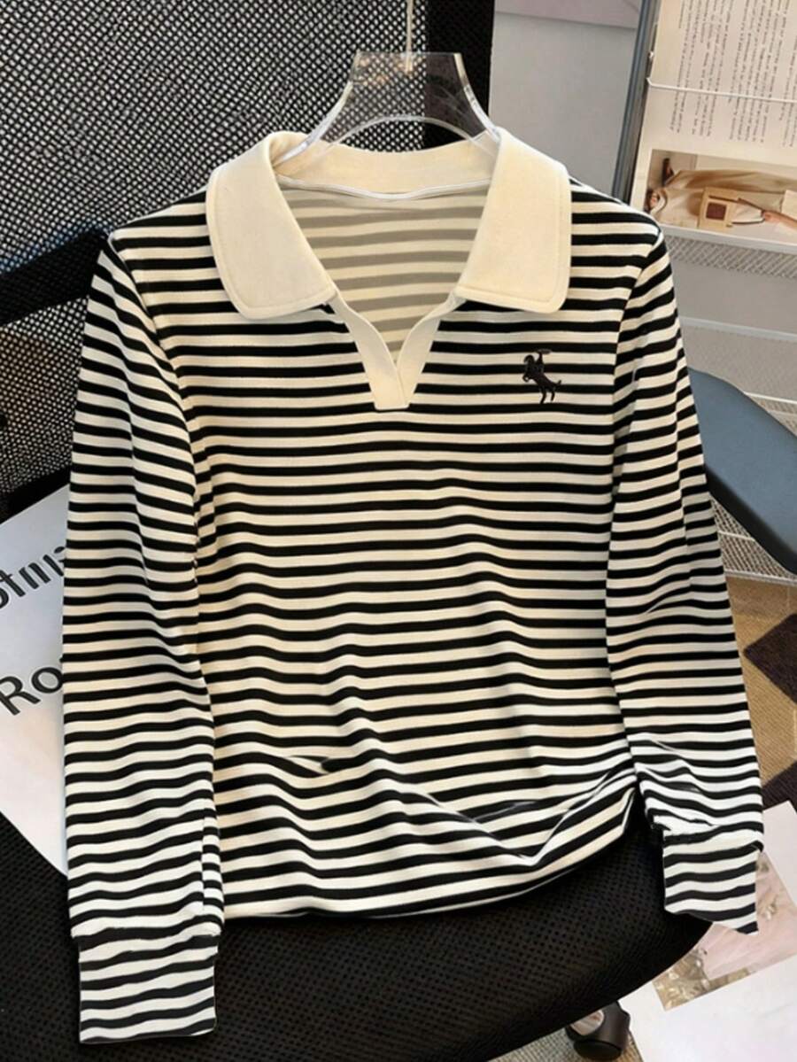 Resyla Women's Casual Loose Fit Long Sleeve T-Shirt With Knight Stripe Print