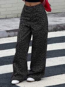 DAZY Women's Leopard Print Loose Fit Washed Petite Jeans