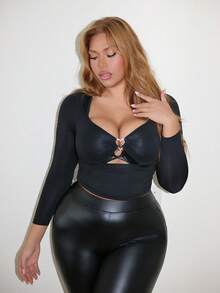 MelDlgn Plus Size Heart Diamond Decor Sheer Mesh Splicing Slim Fit Cutout Long Sleeve Black T-Shirt - Black - View 1