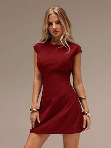 SHEIN Forever 21 春夏女装浪漫/舞会/正式/生日/90年代风格/商务休闲/优雅/西式/外出/时尚/休闲/千禧年风格/夜店/办公室/鸡尾酒会/复古/紧身/锐舞派对/音乐节/趣味/优雅/老钱风/街头风/度假装/乡村音乐会/工作装/端庄/春假/单身派对/演唱会/酷炫/基础款/毕业/A字裙/短款/黑色迷你裙 - 紅色 - 查看 6