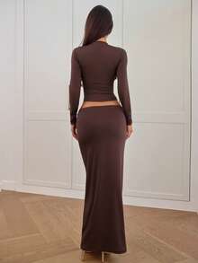 Aloruh Bộ 2 món áo thun dài tay và chân váy khóa kim loại màu nâu trơn dành cho nữ, Thu/Đông - màu nâu - Xem 2