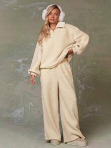 Athîral 2025 冬季新款保暖内衬裤 - Off Piste 标语泰迪熊抓绒慢跑裤，蓬松裤，阔腿运动裤，保暖舒适的运动休闲裤，宽松女裤，适合女性健身、滑雪和圣诞假期冬季穿着。 - 米色 - 查看 5