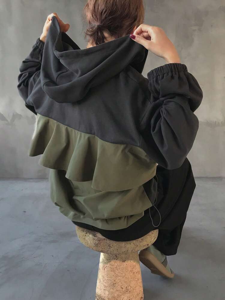 FRIFUL 女士连帽休闲外套，饰有层叠荷叶边和背部设计 - 灰色 - 查看 6