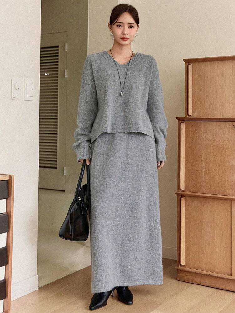 Women's Casual Solid Color Knitted Sweater And Skirt 2 Pieces Set, Autumn/Winter Business Casual Woman