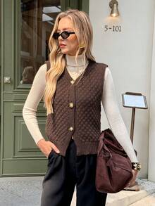 Serisse Colete feminino casual de tricô, cor sólida, decote em V e abotoamento simples, ideal para outono/inverno. Colete de tricô feminino, cardigã sem mangas, blusa marrom, cardigã marrom, suéter marrom, colete estilo western, blusa de tricô texturizado, colete de tricô grosso. - Castanho - Ver 3