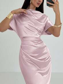 Aloruh Gaun Pesta Wanita Elegan dengan Kerah Berlipat, Warna Polos, Pinggang Berkerut, dan Lengan Kelelawar Panjang - Dusty Pink - View 4