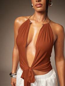 Hauture Top z wiązaniem z przodu i głębokim dekoltem typu halter z naszyjnikiem w kształcie pierścienia - Rdzawy brązowy - Zobacz 1