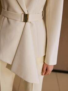 MOTF PREMIUM 女士通勤风时尚系带翻领西装外套 - 杏色 - 查看 2